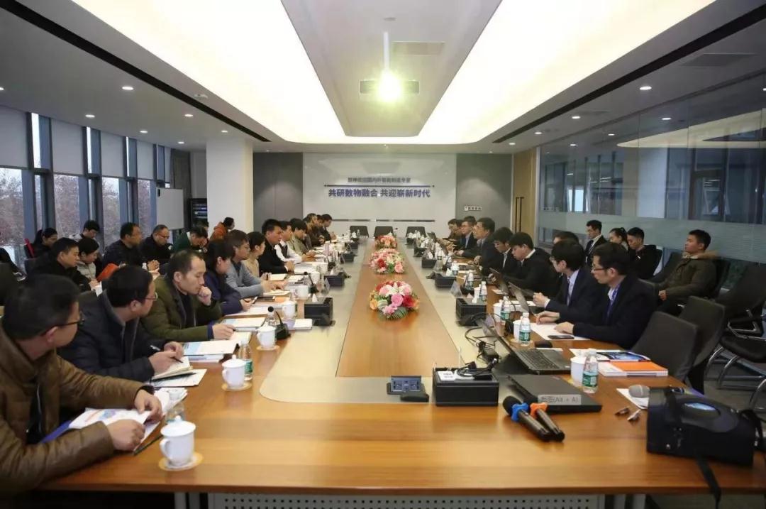 1544164605110449p17A.jpg 1544164605110449p17A.jpg